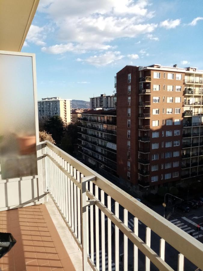 Bruno Turin Apartment Near The Metro Collegno Kültér fotó